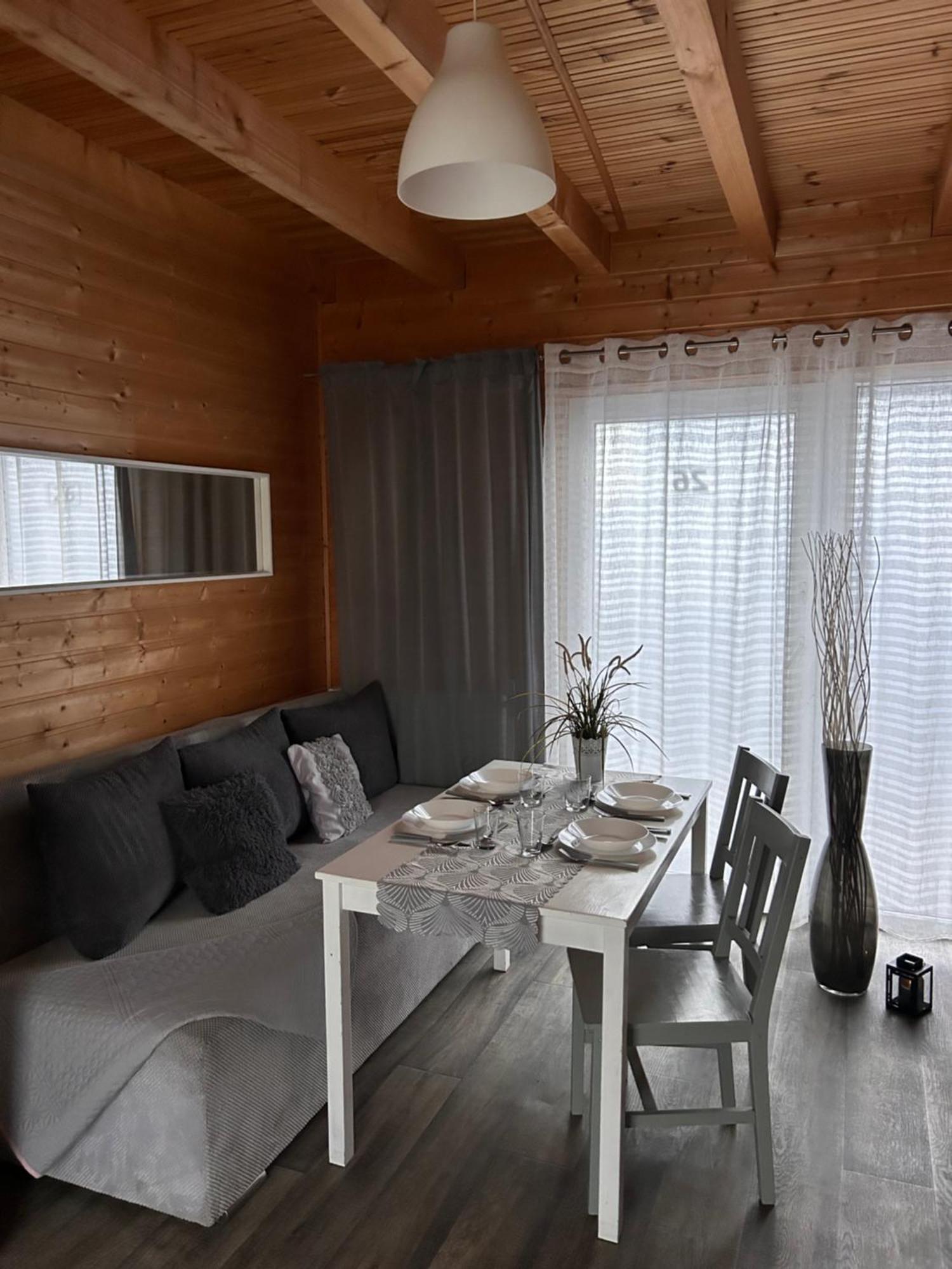 Resort Eden Domki, Apartamenty I Pokoje Jastrzebia Gora Exterior photo
